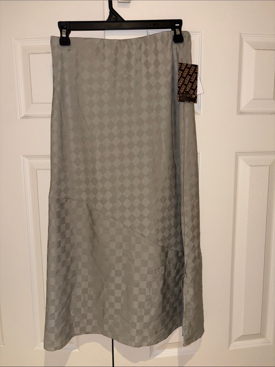Vans Dresses & Skirts - Light Gren Checkered Midi Skirt - Vans